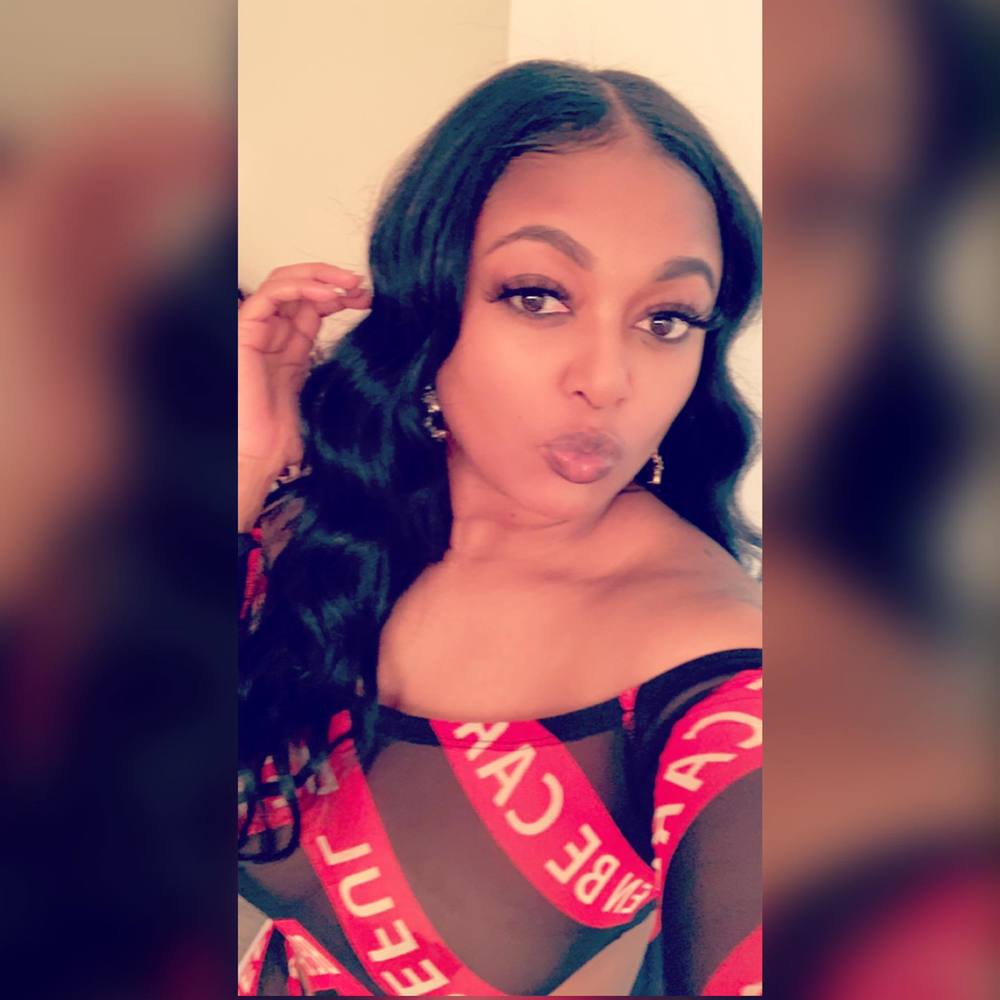 Meet your Posher, Keona